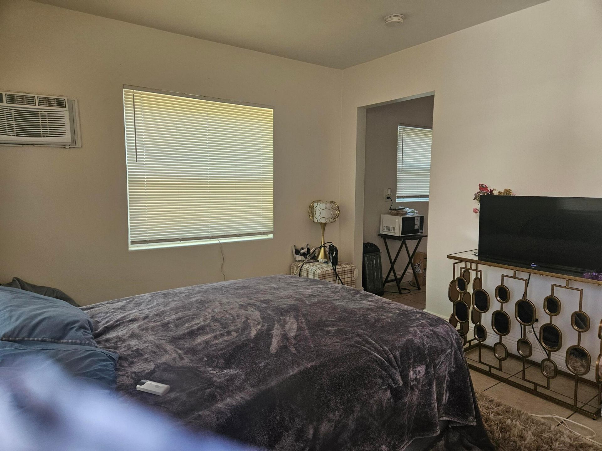 318 N Lakeside Court, West Palm Beach, FL 33407 Photo