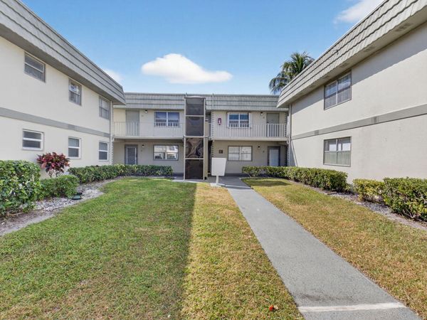 61 Brittany B, Unit 61, Delray Beach, FL 33446