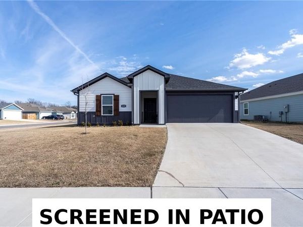 2009 N Fleetwood Lane, Siloam Springs, AR 72761