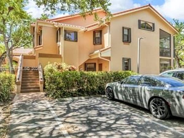 15533 N Miami Lakeway N, Unit 106, Miami Lakes, FL 33014