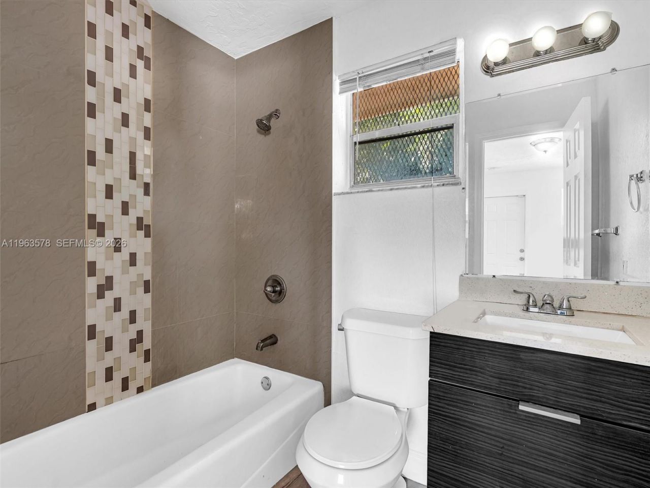 2512 NW 9th Pl , Unit 2, Fort Lauderdale, FL 33311 Photo