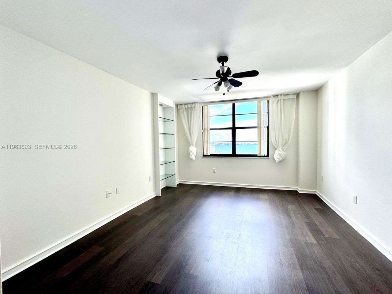 2333 Brickell Ave, Unit 2607, Miami, FL 33129 Photo