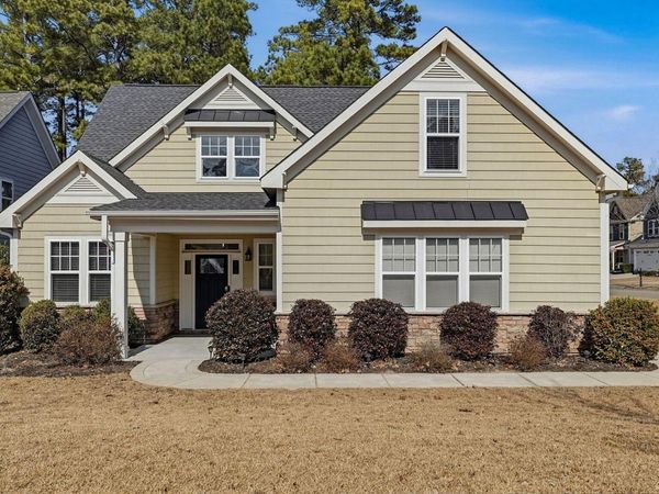 760 Legacy Lakes Way, Aberdeen, NC 28315