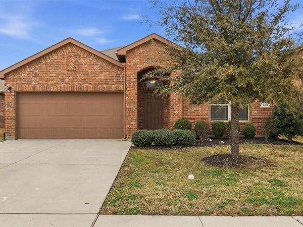 149 Creek Terrace Drive, Saginaw, TX 76131
