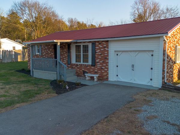 2687 W Old A J Highway, Strawberry Plains, TN 37871
