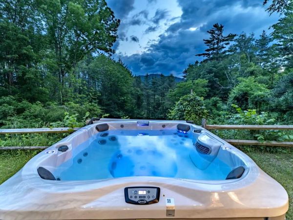 127 New Hampshire Route 16A, Bartlett, NH 03812