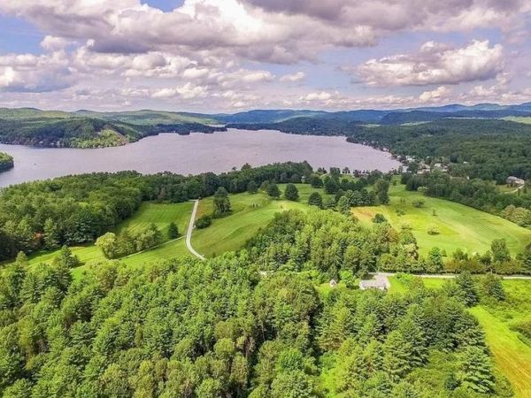 111 Prospect Point Road, Castleton, VT 05735