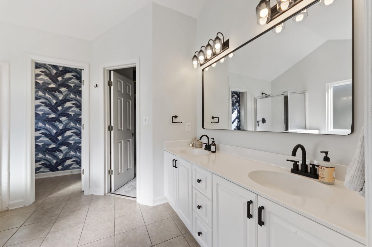 1353 Black River Drive Photo 18