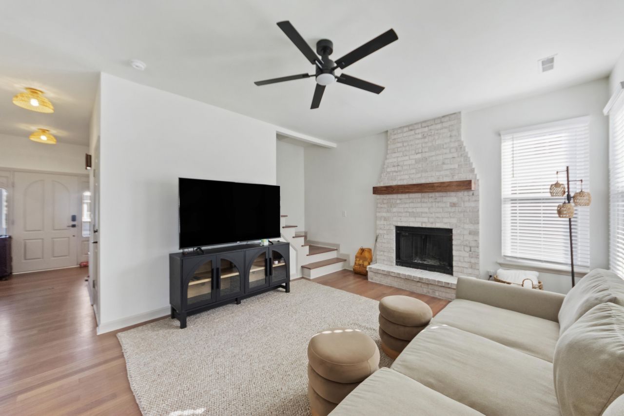 1353 Black River Drive Photo 7