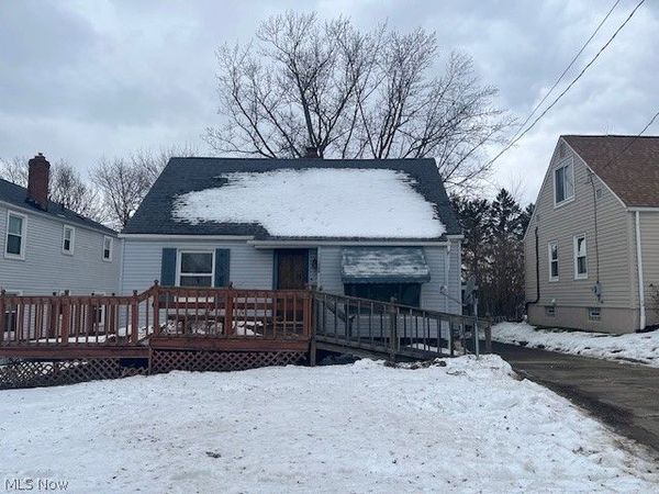 1726 Coventry Street, Akron, OH 44301