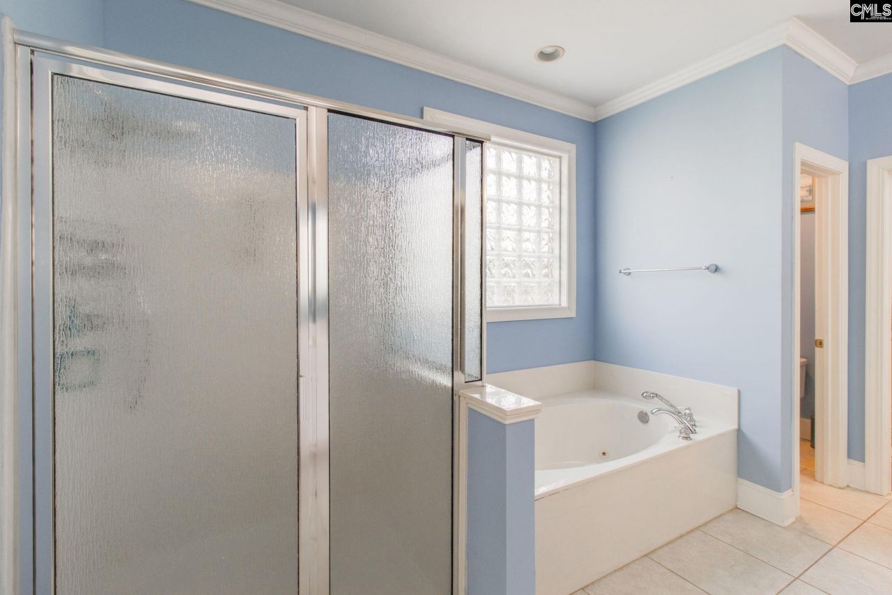 111 Brookhaven Circle  Photo 11