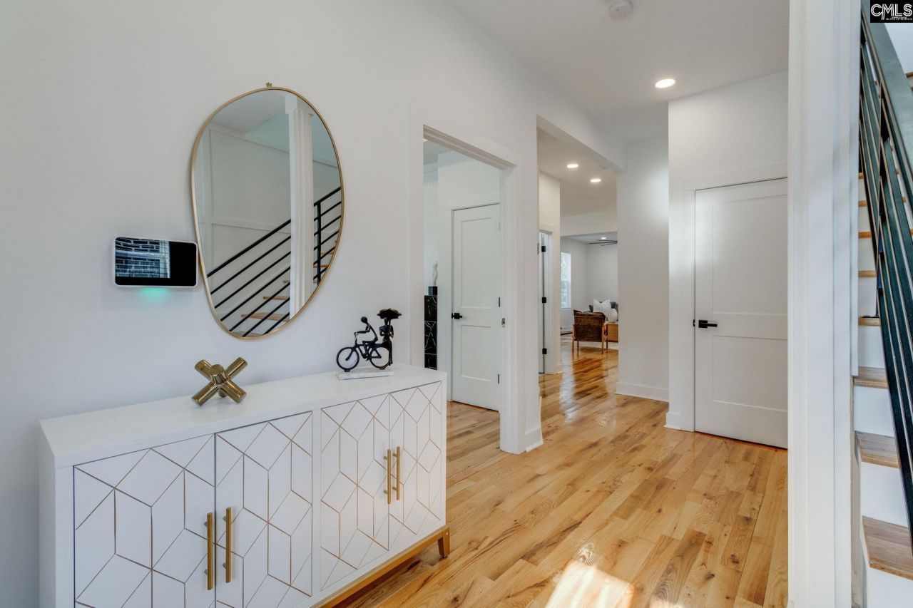 827 W Confederate Avenue Photo 14