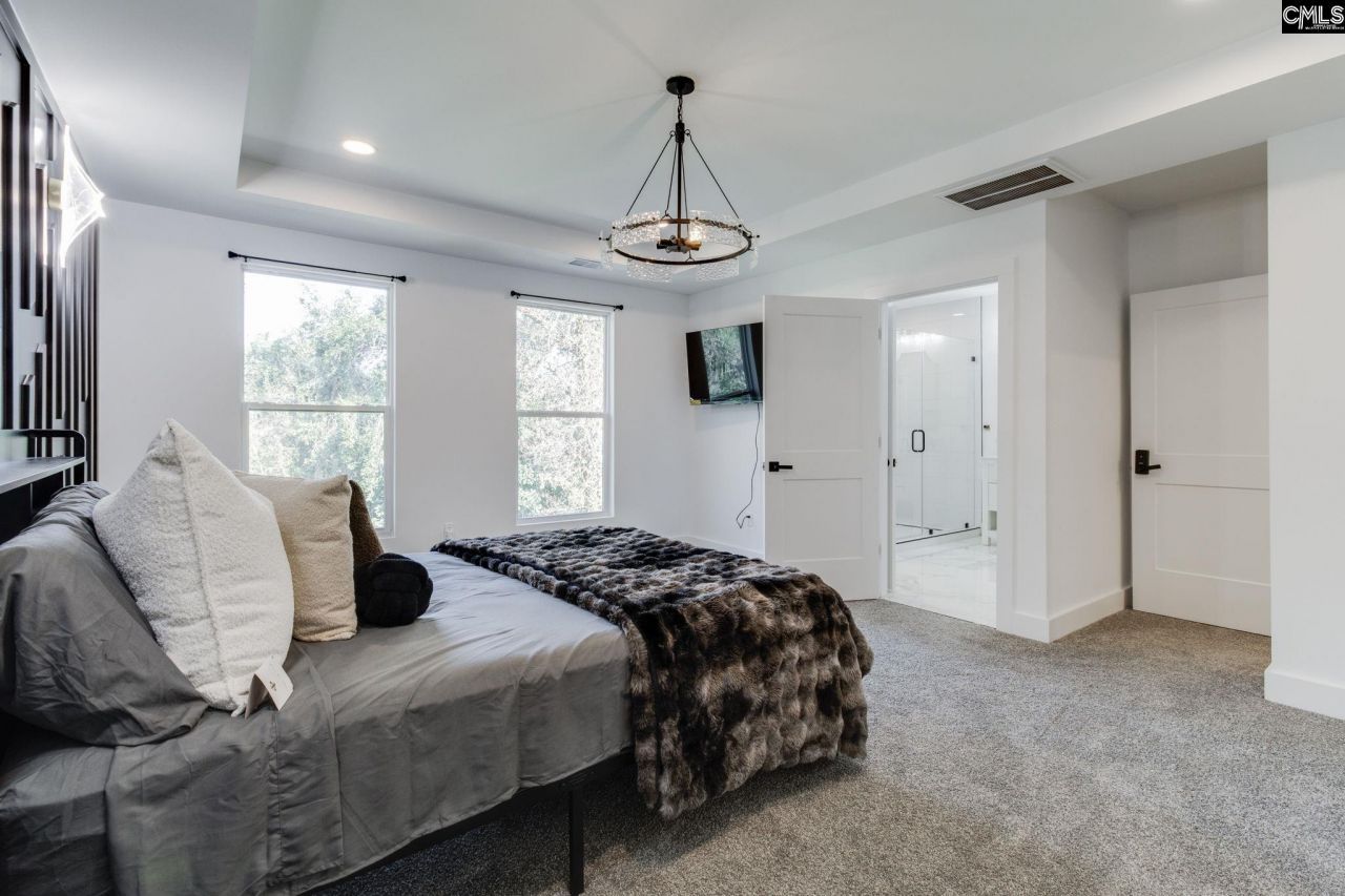 827 W Confederate Avenue Photo 18