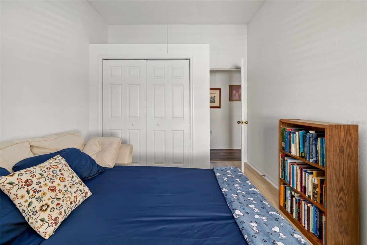 8072 Glenbrooke Lane, Sarasota, FL 34243 Photo