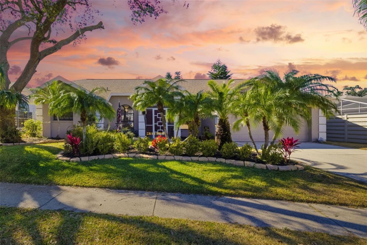 8072 Glenbrooke Lane, Sarasota, FL 34243 Photo