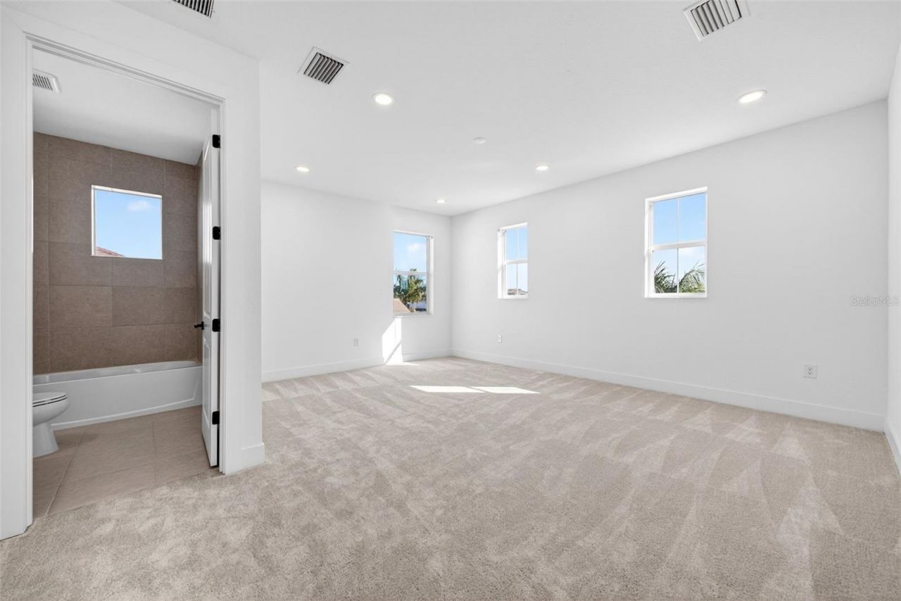 8444 Cane Bay Court, Lakewood Ranch, FL 34202 Photo