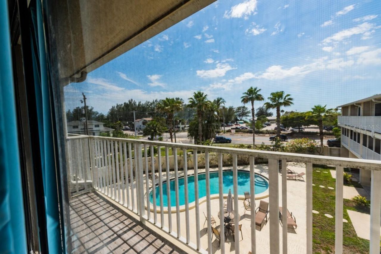 4001 Gulf Drive, Unit 108, Holmes Beach, FL 34217 Photo