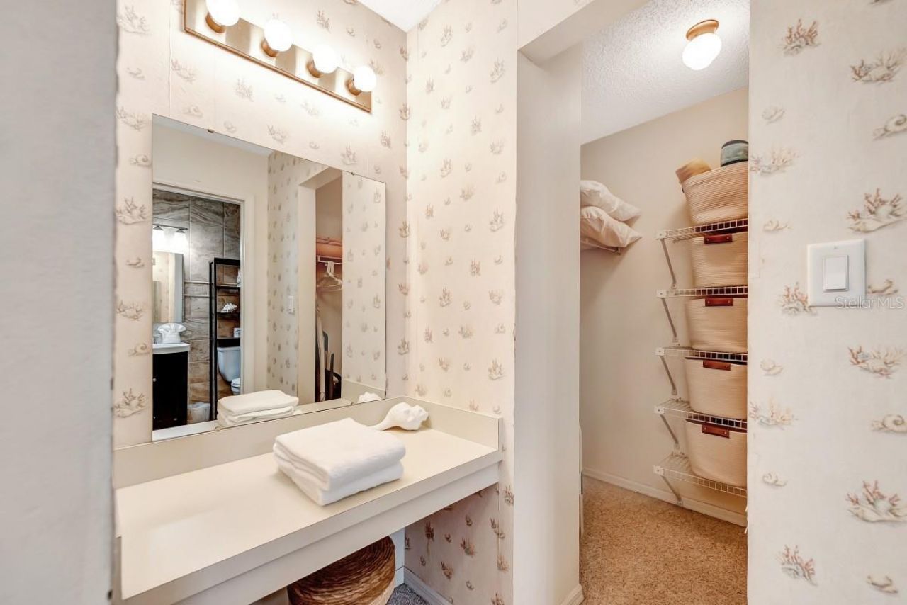 4001 Gulf Drive, Unit 108, Holmes Beach, FL 34217 Photo