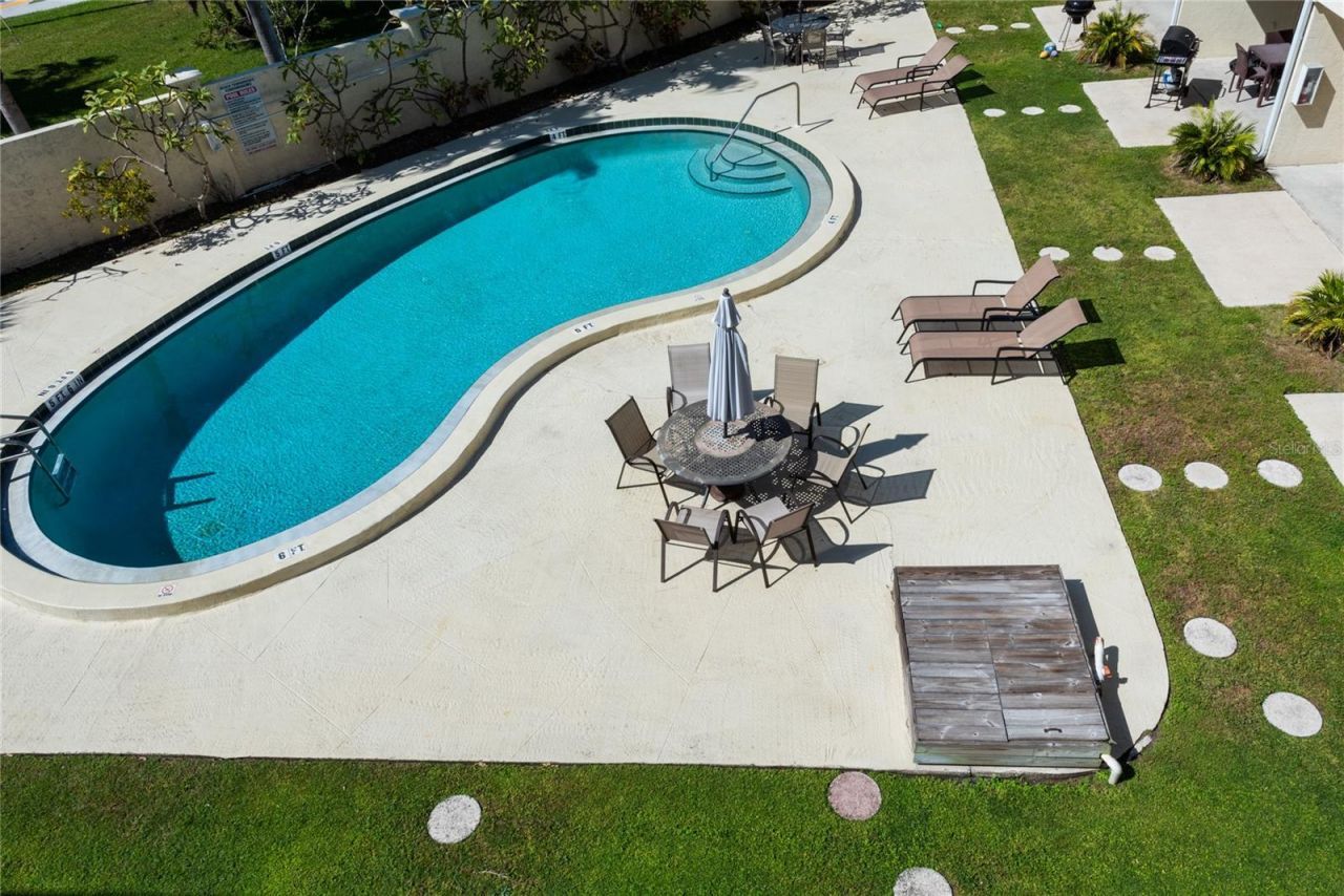 4001 Gulf Drive, Unit 108, Holmes Beach, FL 34217 Photo