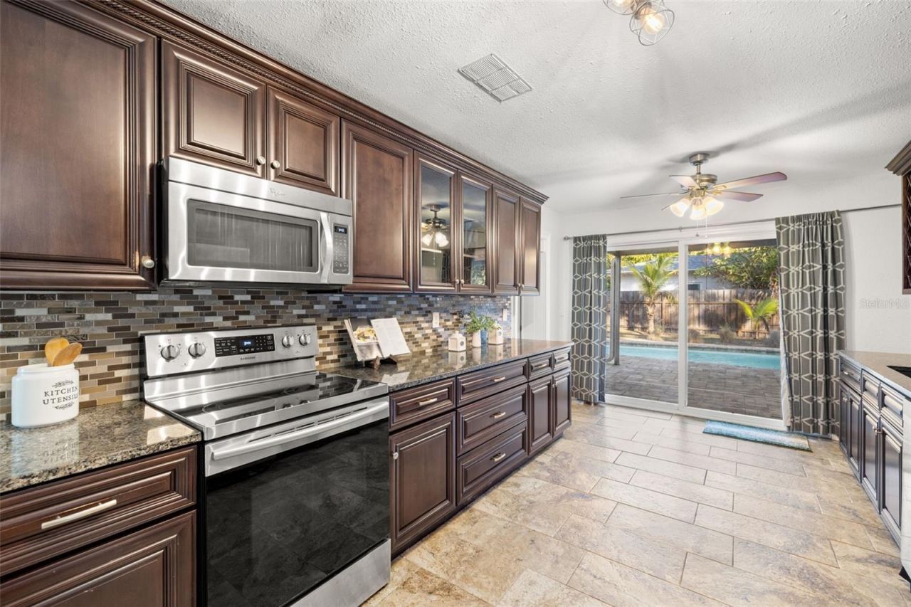 741 30th Avenue N, Saint Petersburg, FL 33701 Photo