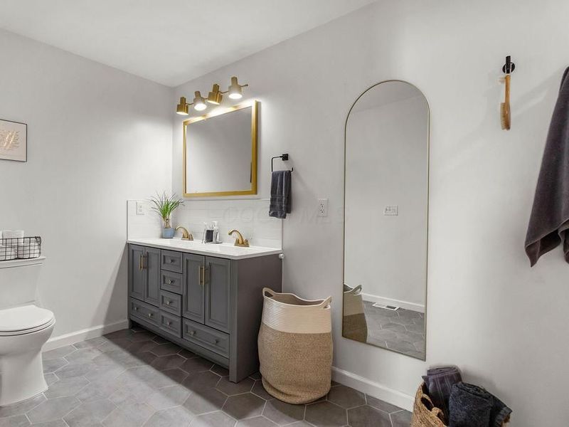 1404 S Ohio Avenue, Columbus, OH 43206 Photo 22