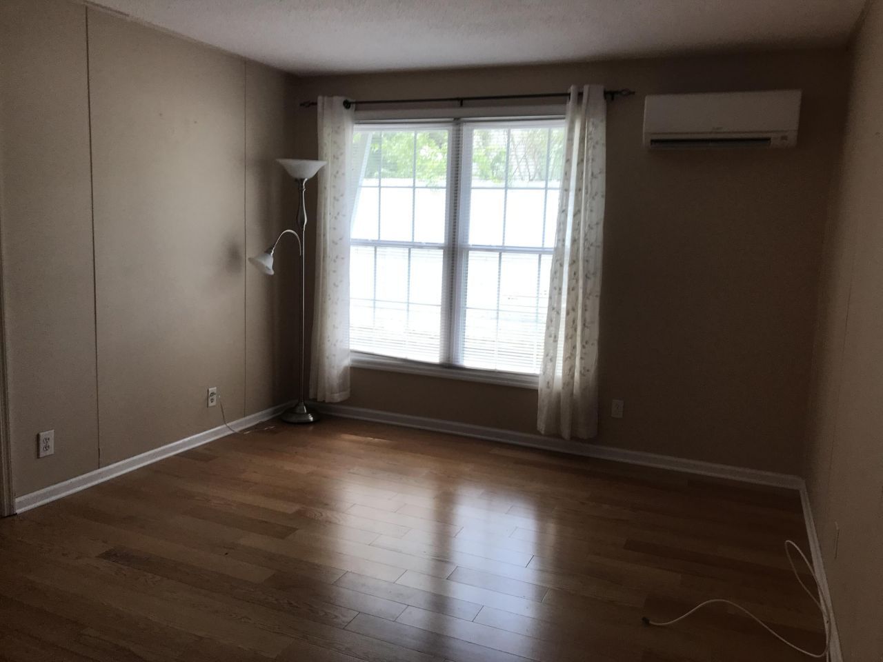 259 E Bay Street Photo 7