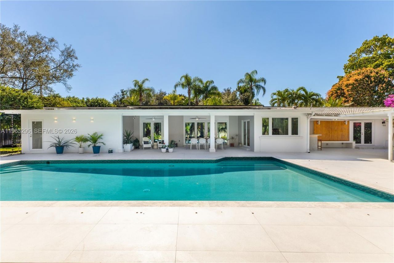 8295 SW 116th St , Miami, FL 33156 Photo