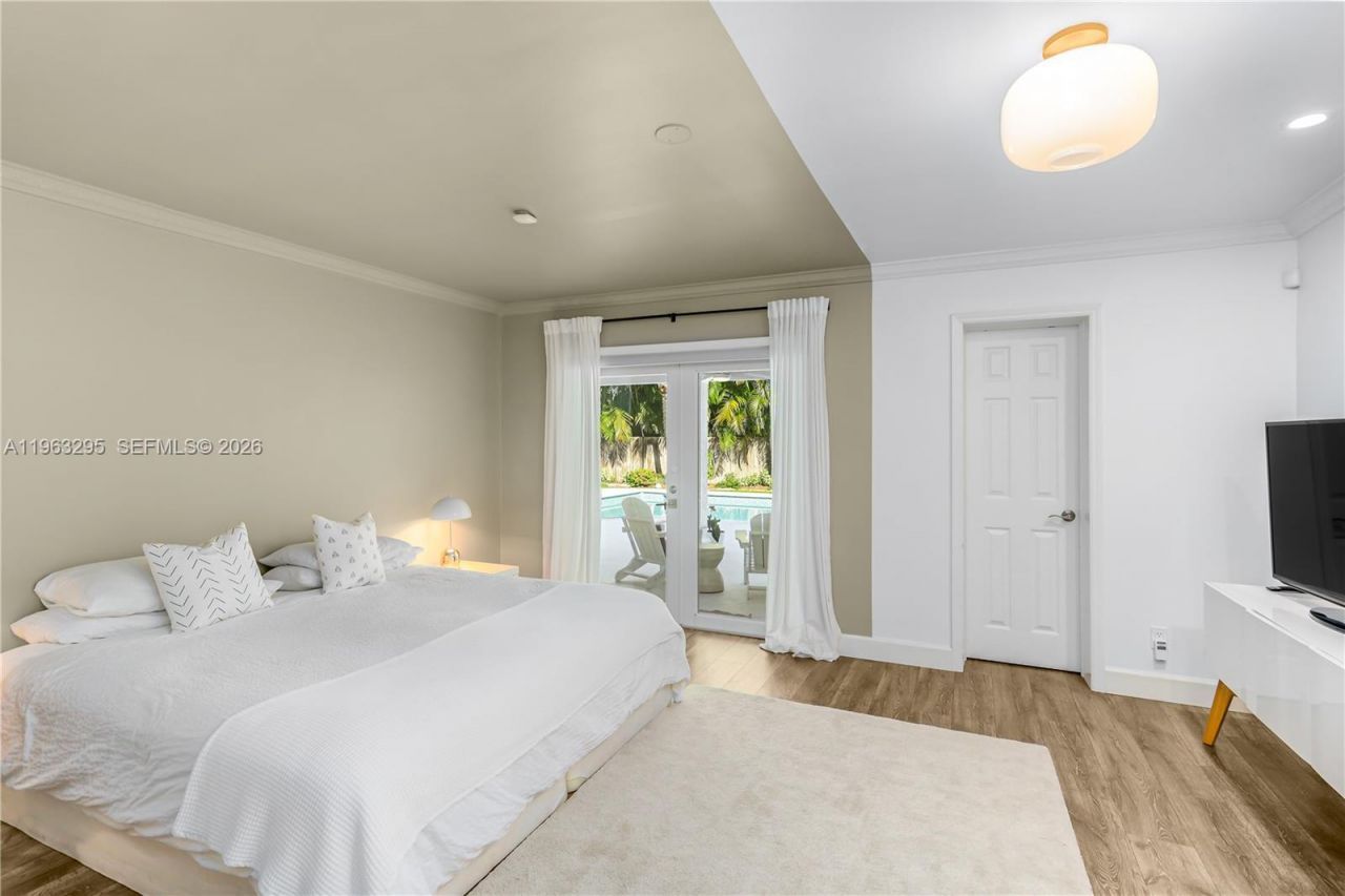 8295 SW 116th St , Miami, FL 33156 Photo