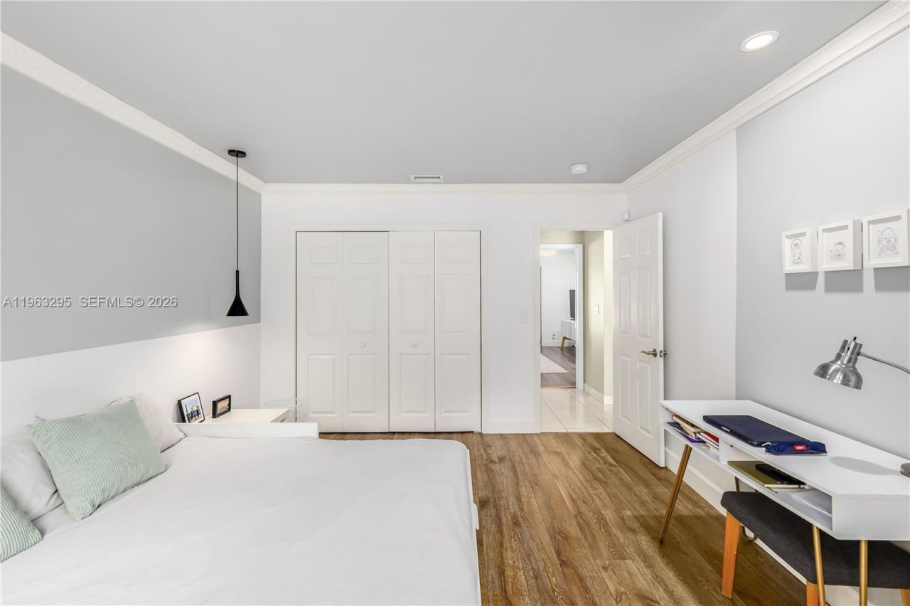 8295 SW 116th St , Miami, FL 33156 Photo