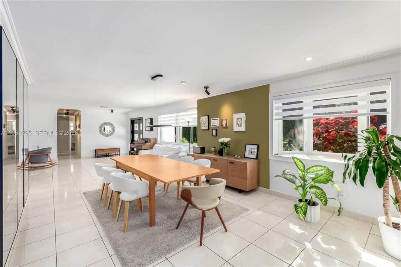 8295 SW 116th St , Miami, FL 33156 Photo