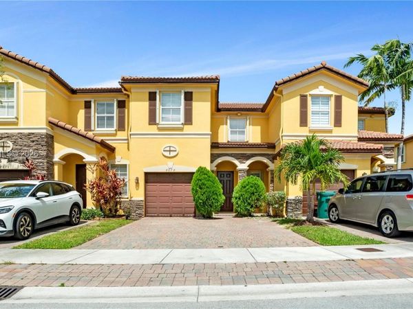 8678 NW 113th Ct , Doral, FL 33178