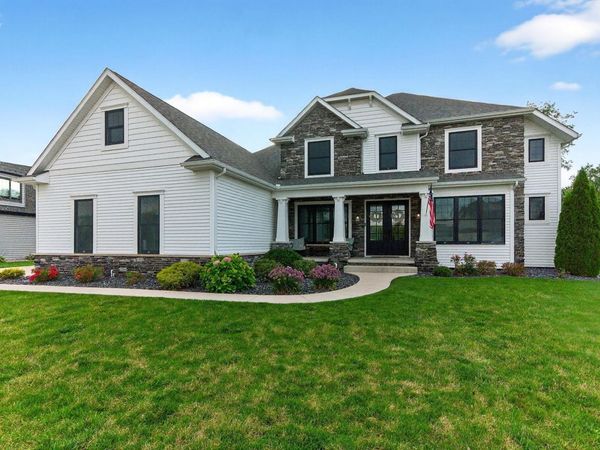 18445 Forest Glade Drive, South Bend, IN 46637