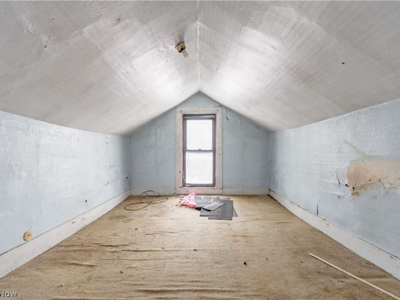 129 S Main Street, Uhrichsville, OH 44683 Photo 13