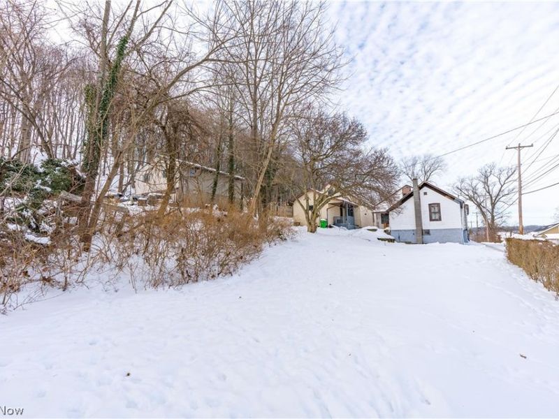 129 S Main Street, Uhrichsville, OH 44683 Photo 23