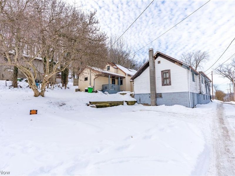 129 S Main Street, Uhrichsville, OH 44683 Photo 24