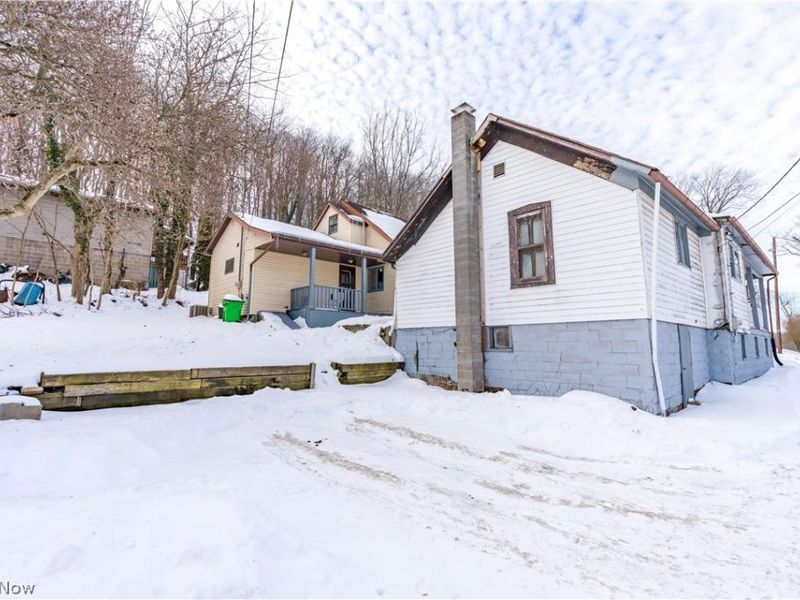 129 S Main Street, Uhrichsville, OH 44683 Photo 25