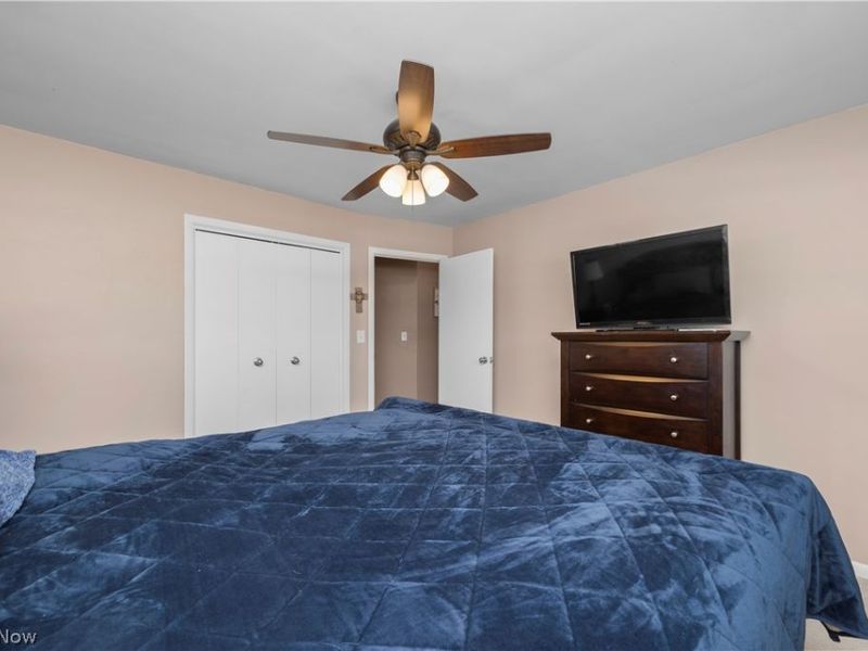 6888 Reid Drive, Cleveland, OH 44130 Photo 21