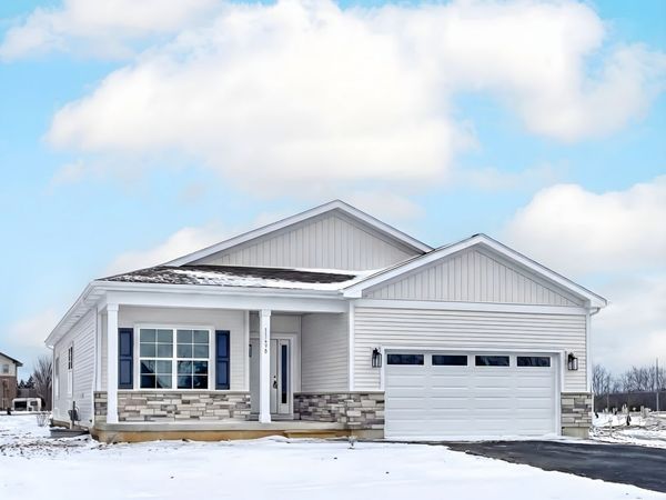 11690 Ryann Road, Huntley, IL 60142