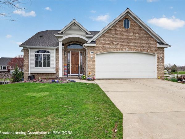 34 Regal Court, Zeeland, MI 49464