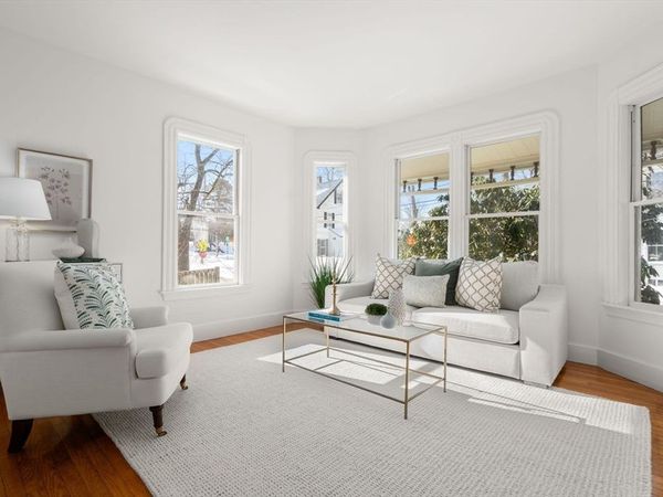 10 Higgins St, Newton, MA 02466