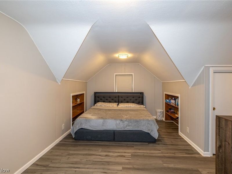 15497 Hummel Road, Brook Park, OH 44142 Photo 13