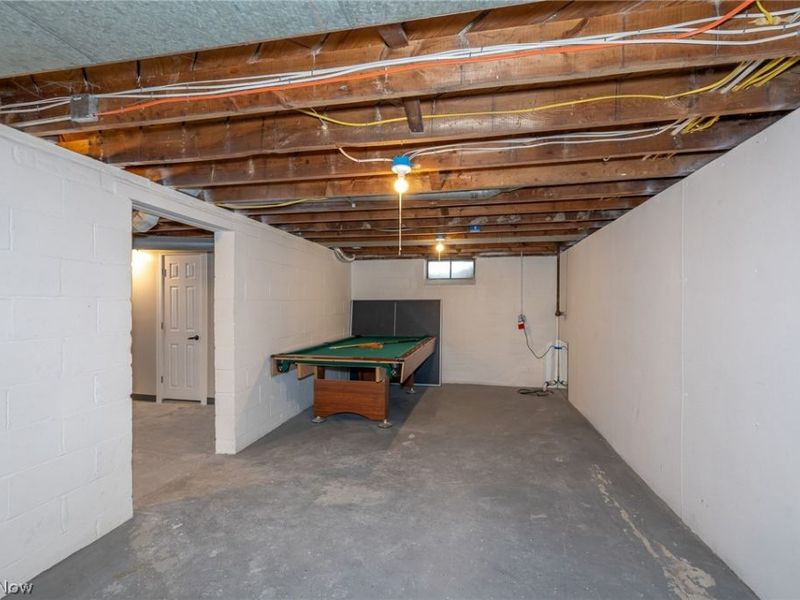 15497 Hummel Road, Brook Park, OH 44142 Photo 24