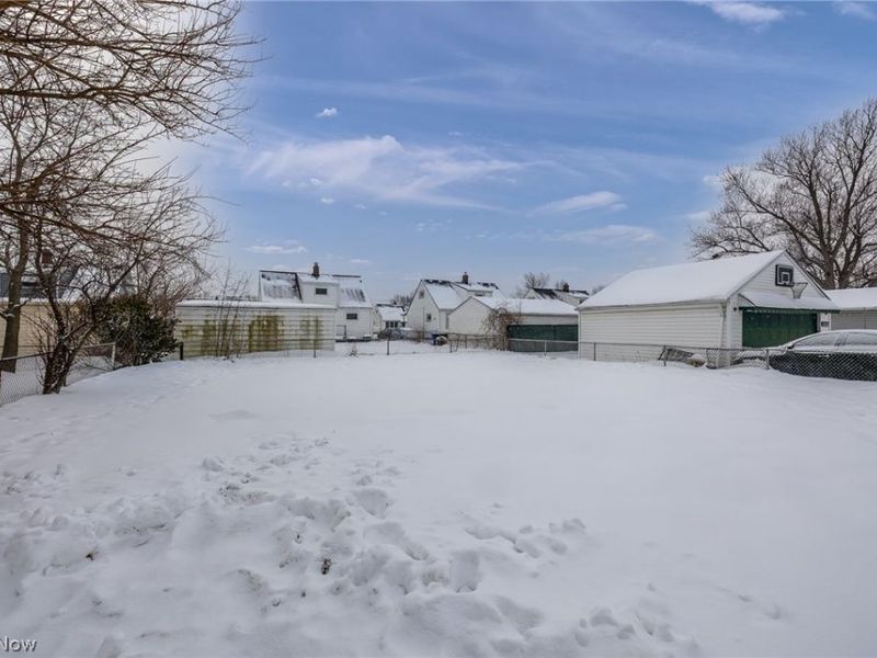 15497 Hummel Road, Brook Park, OH 44142 Photo 25