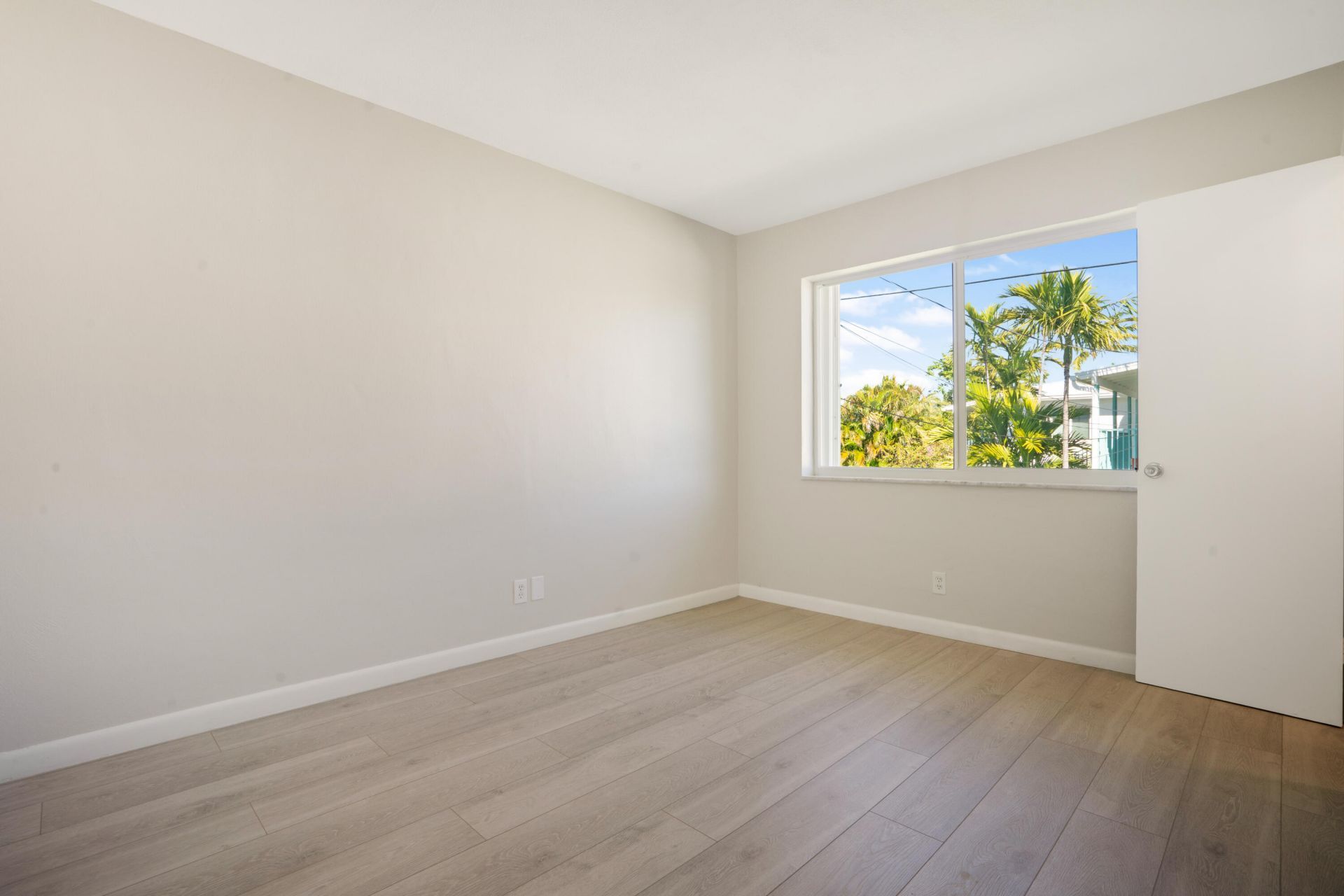 2649 Lake Drive, Unit 1, Singer Island, FL 33404 Photo