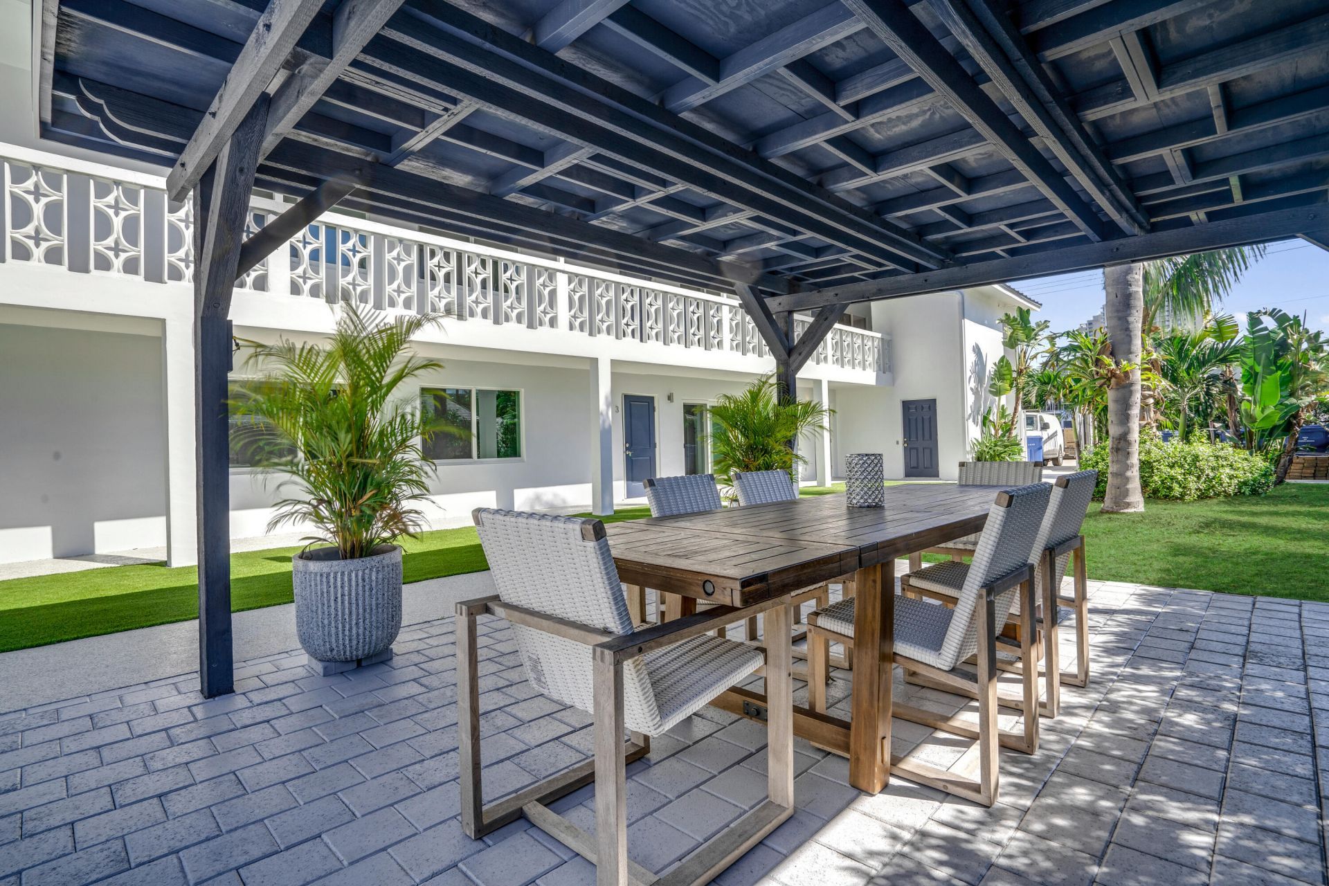 2649 Lake Drive, Unit 1, Singer Island, FL 33404 Photo