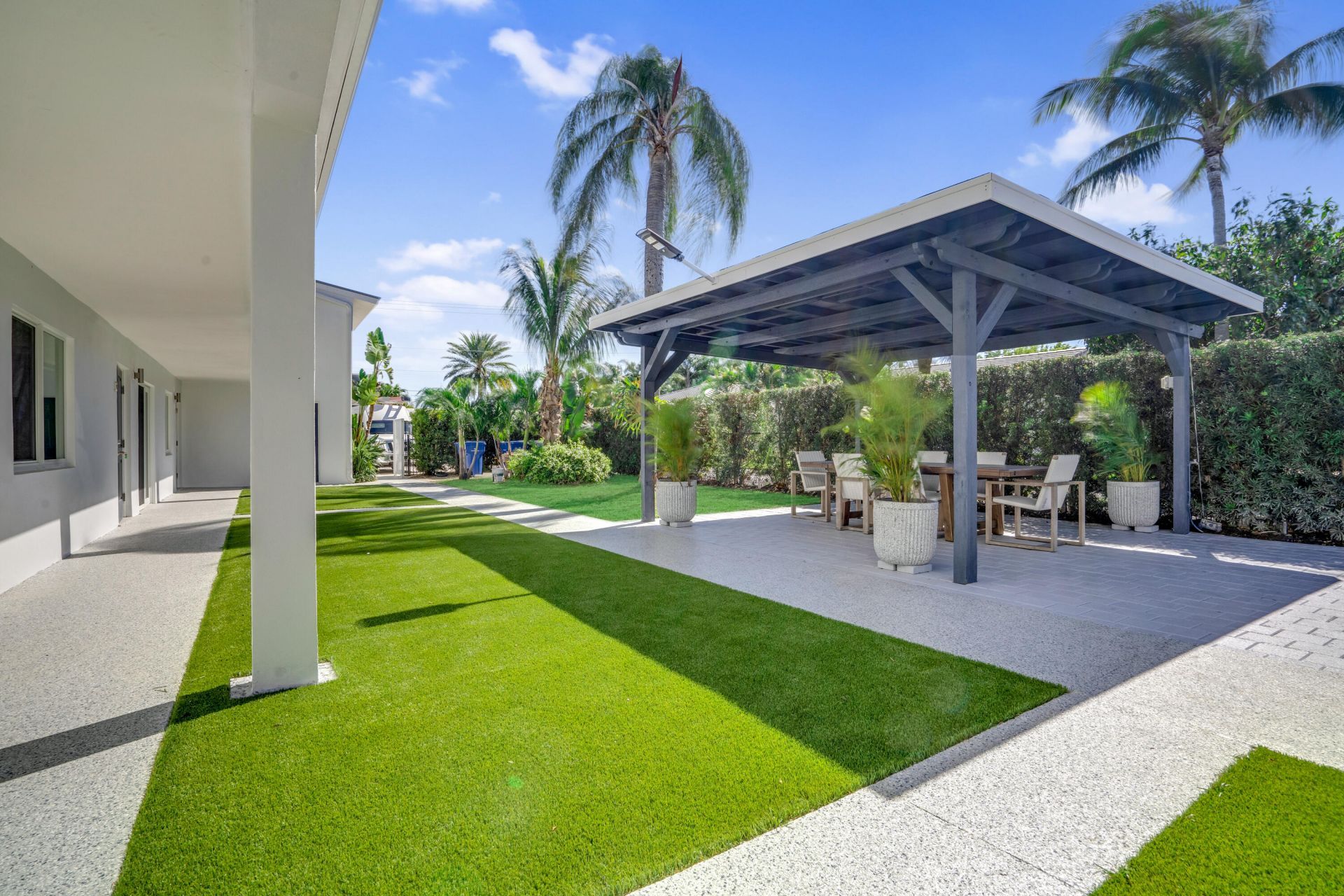 2649 Lake Drive, Unit 1, Singer Island, FL 33404 Photo