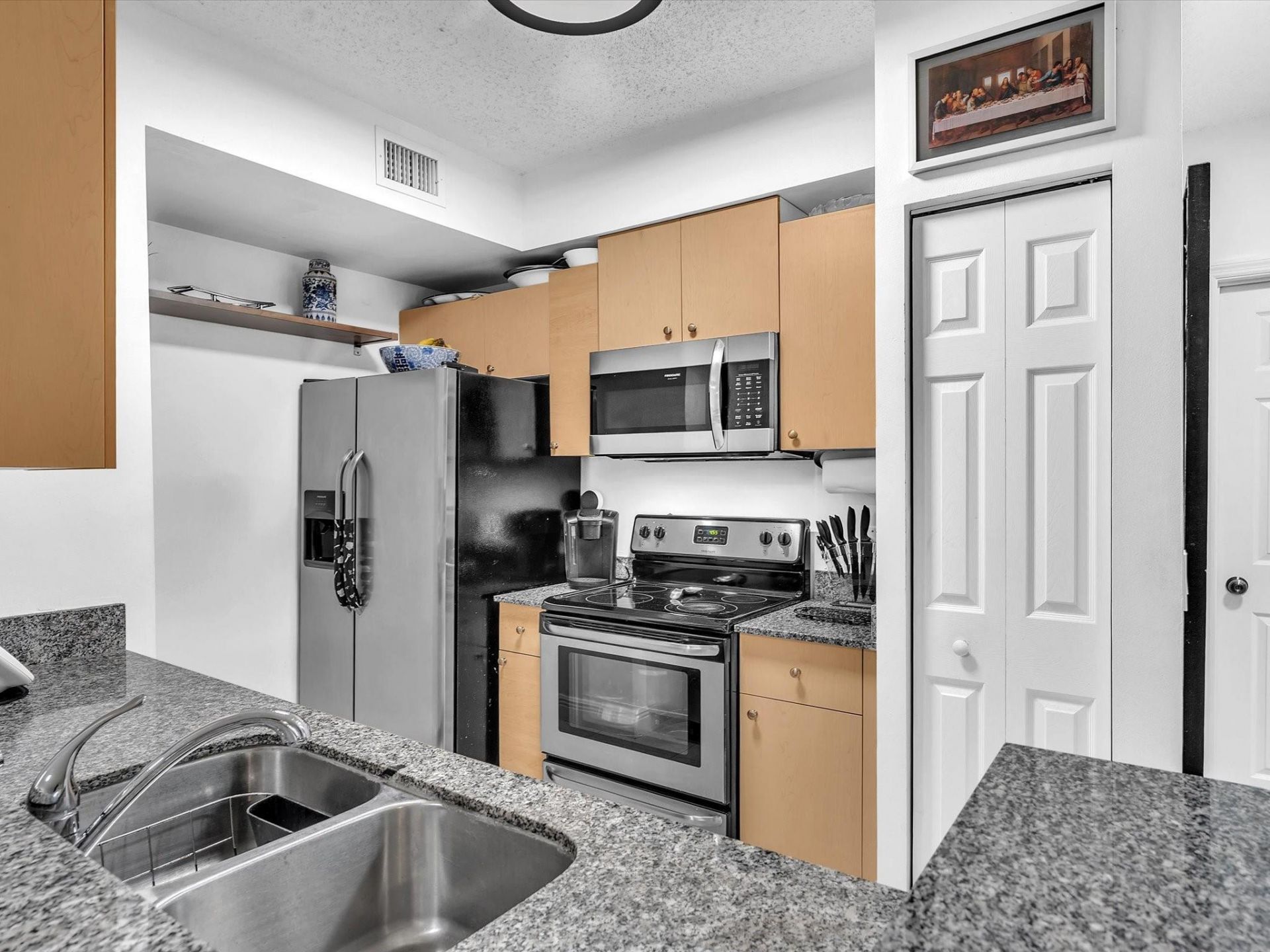 2478 Centergate Drive, Unit 202, Miramar, FL 33025 Photo