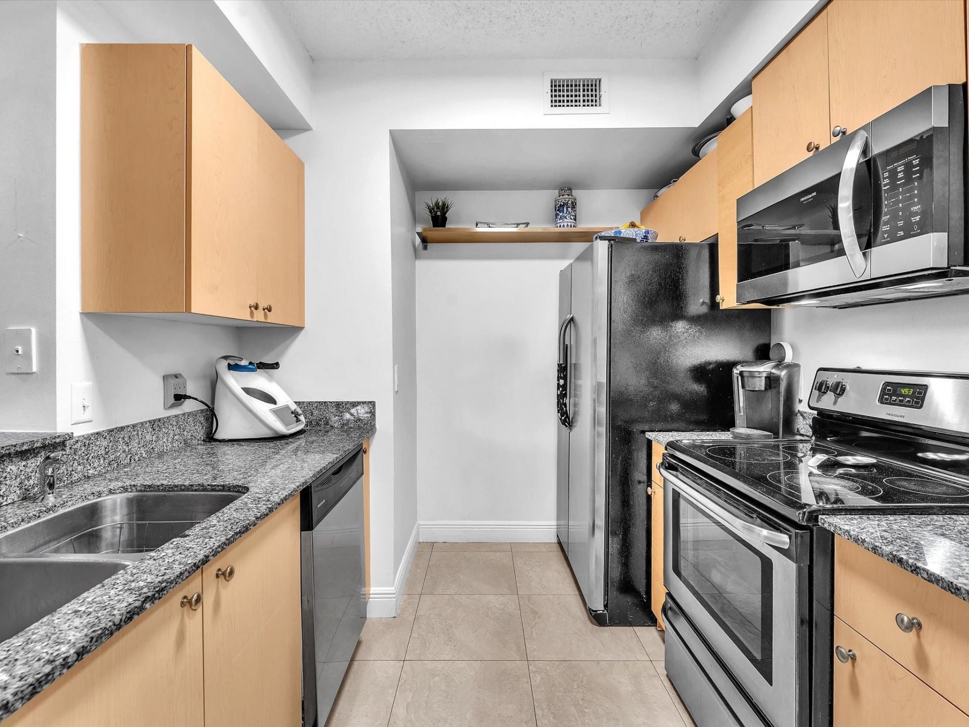 2478 Centergate Drive, Unit 202, Miramar, FL 33025 Photo