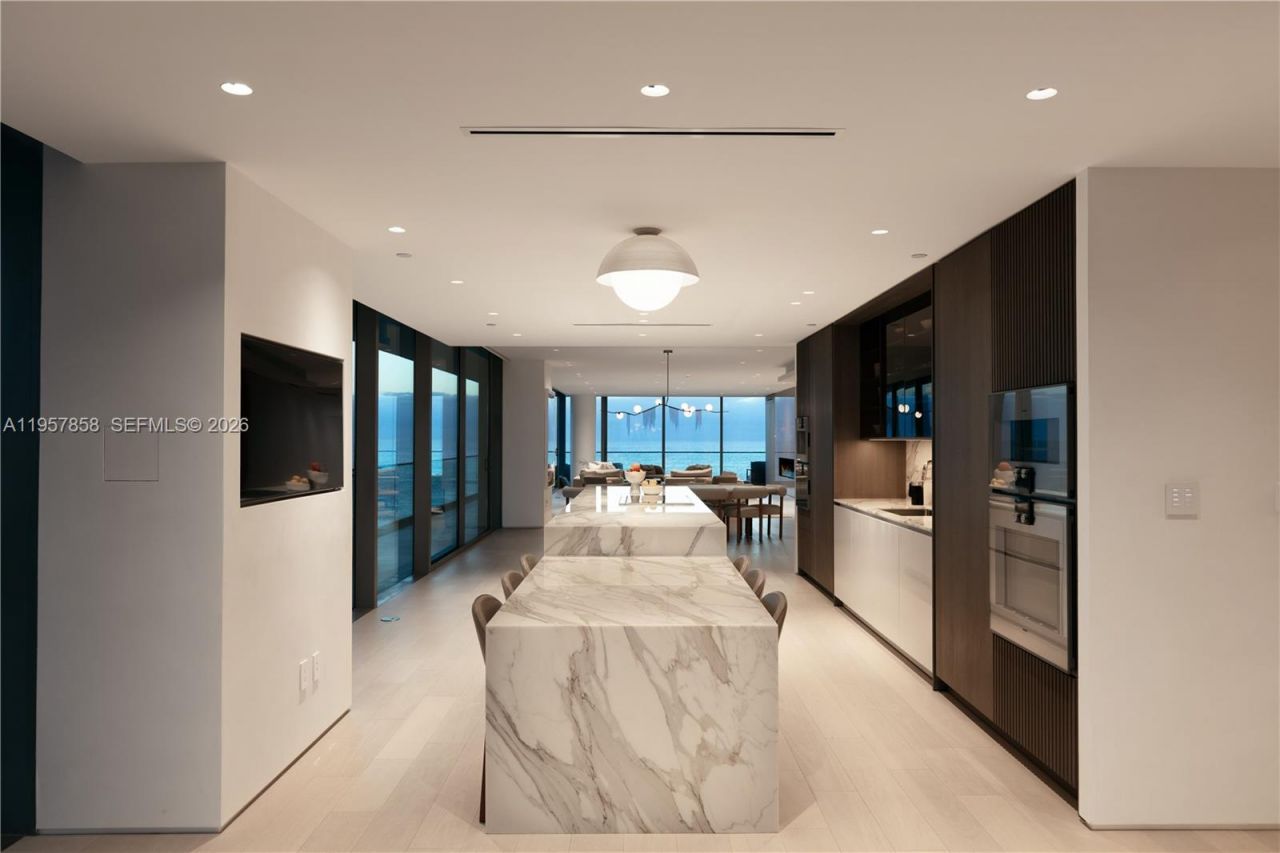 10203 Collins Ave, Unit 701, Bal Harbour, FL 33154 Photo