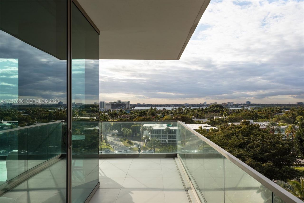 10203 Collins Ave, Unit 701, Bal Harbour, FL 33154 Photo